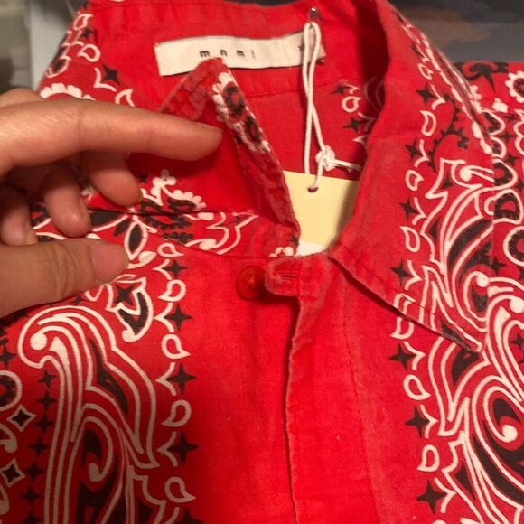 NWT MNML Men's Red Bandana Print Button Front Cotton Button Down SS Shirt XS - Picture 7 of 8
